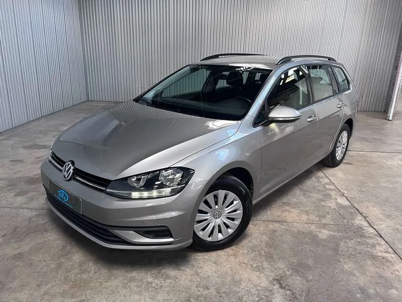 Volkswagen Golf Variant 1.0 TSI BMT Trendline Image 1