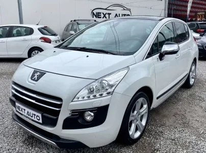 Peugeot 3008 HYBRID 4x4 FULL