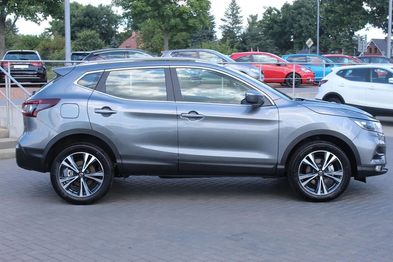 Nissan Qashqai 1.3 DIG-T...  Image 3