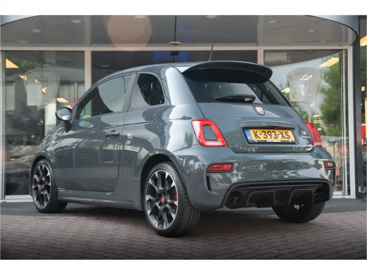 Fiat 500 1.4 T-Jet Abarth Competizione  Image 4