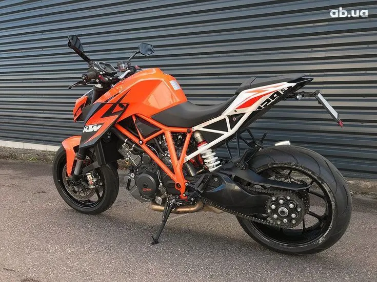 KTM 1290 Image 6